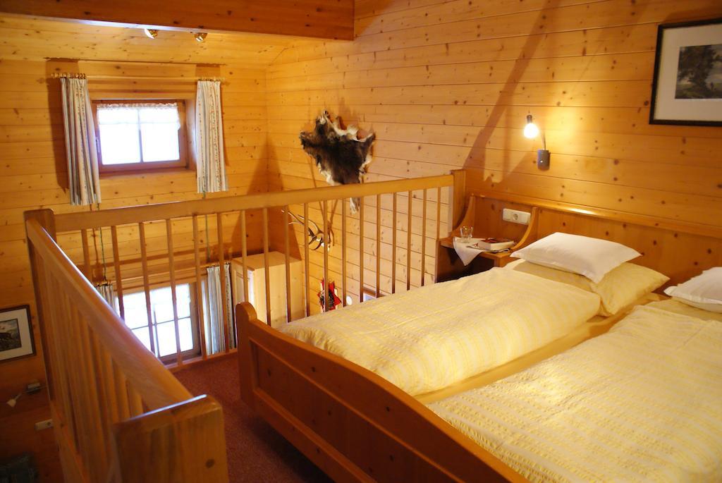 レッヒHaus Gstueatアパートメント 部屋 写真