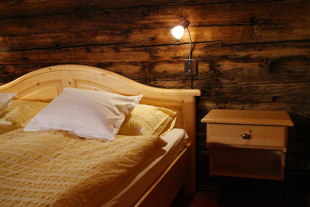 レッヒHaus Gstueatアパートメント 部屋 写真