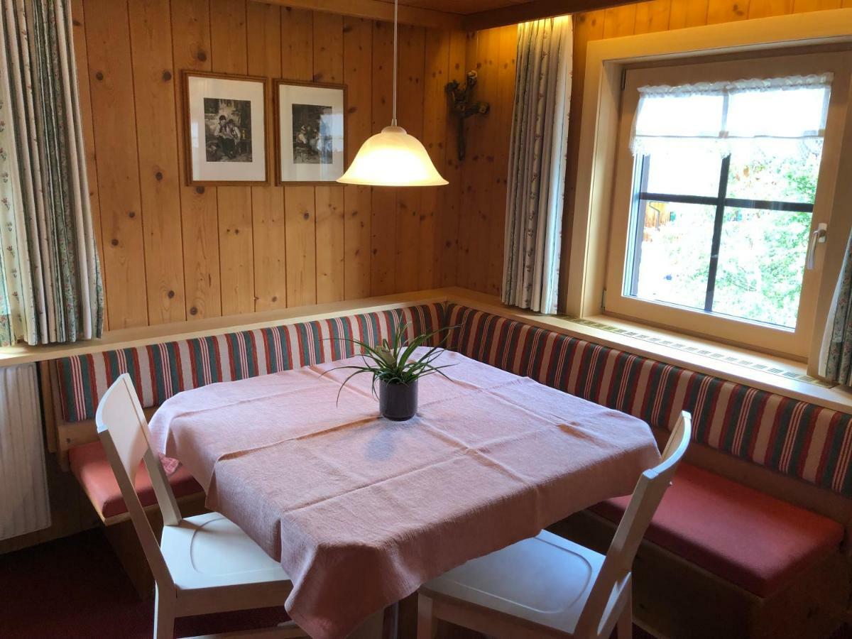レッヒHaus Gstueatアパートメント エクステリア 写真